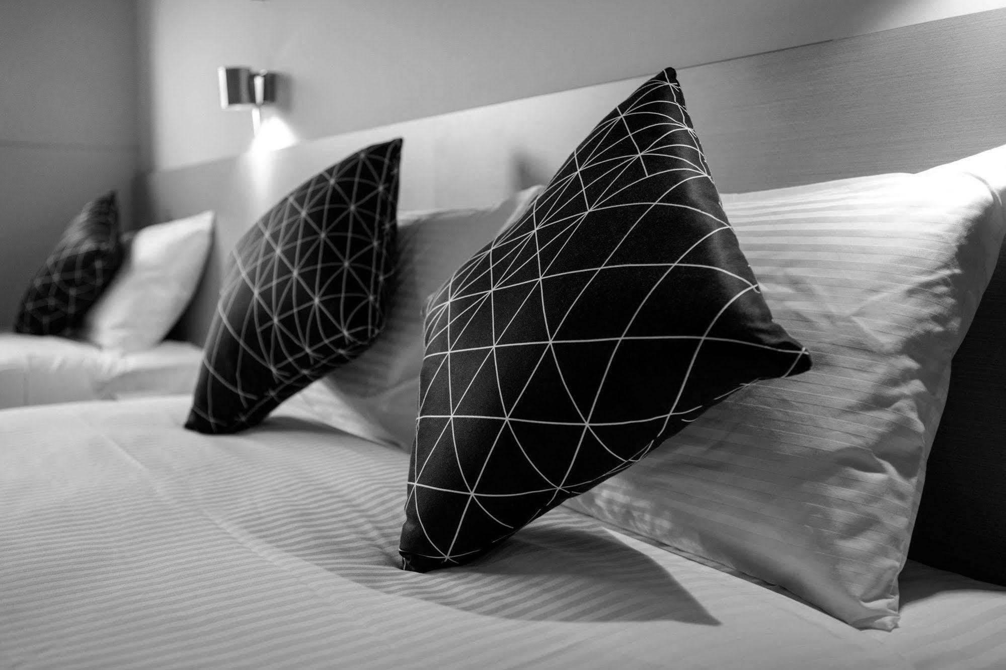 Nightcap At St Albans Hotel Екстериор снимка